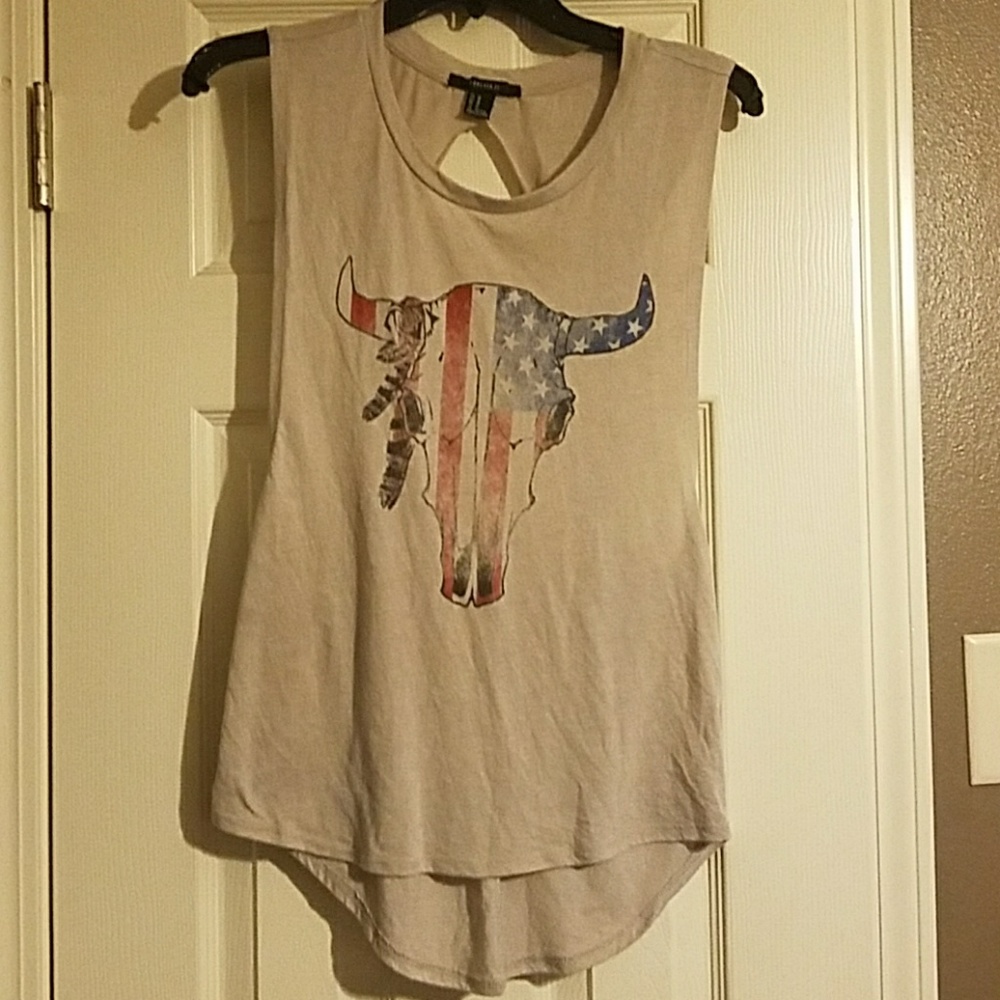 Tank - Picture 1 of 4